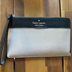 ♠️Kate Spade.Lucy Colorblock Pebbled Leather.Like New👛 Barely Use👌🏼